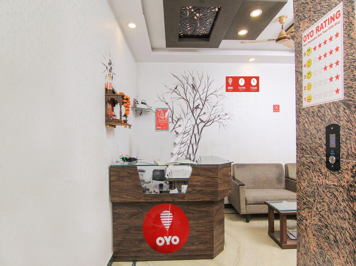 Oyo 6780 Hotel Shiva Grand Chinhat Экстерьер фото